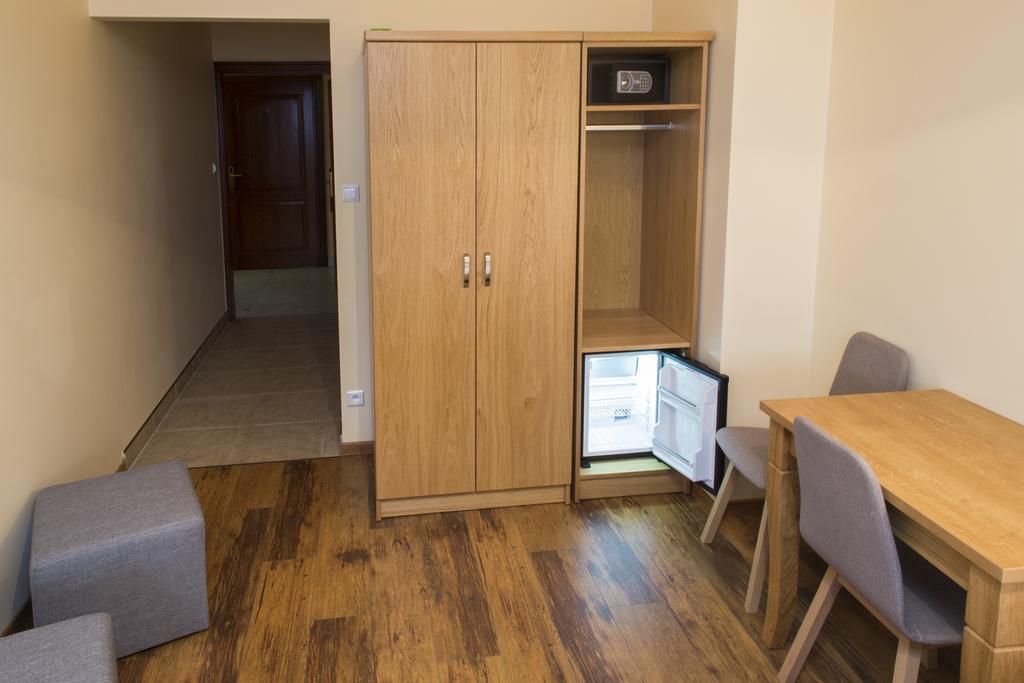 Hotel Nad Raba - Bochnia Oda fotoğraf